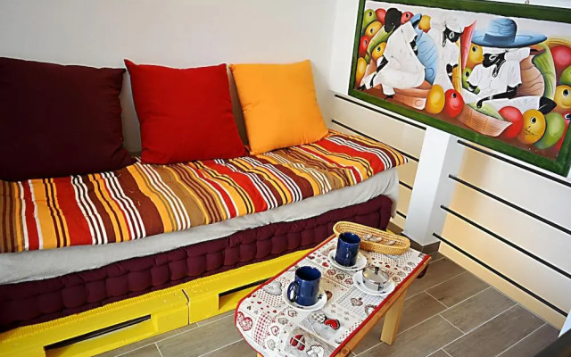 Colonna Apartment with Terrace