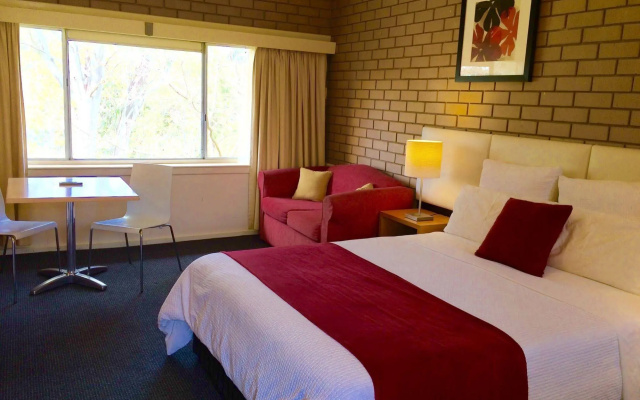 Parkview Motor Inn