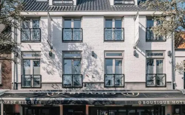 hotelImage