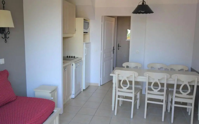 Appartement Grospierres, 3 pièces, 6 personnes - FR-1-382-170