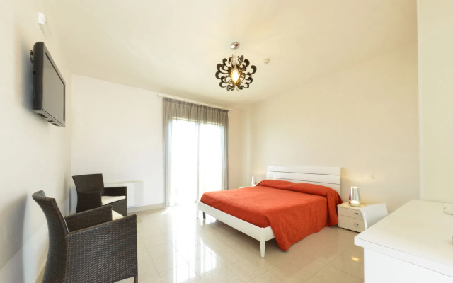 Donnosanto Hotel