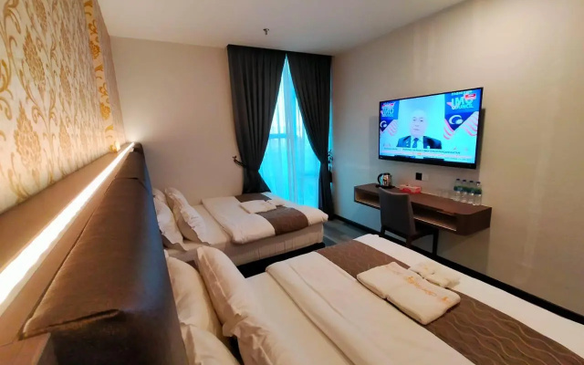 Spring Season Hotel
