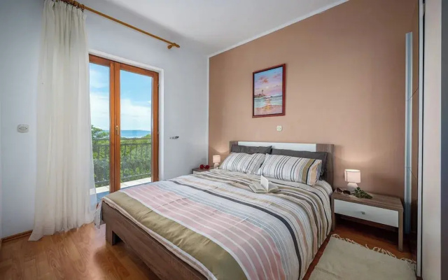 Apartment in Drenje With Sea View Terrace