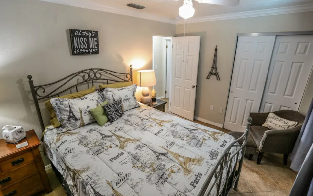 155 Hibiscus Dr