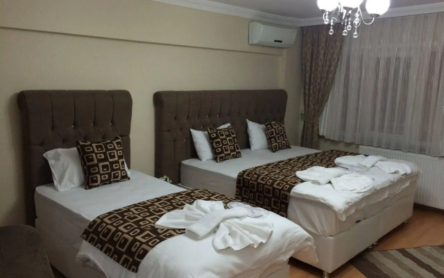 Black Bird Suite Hotel