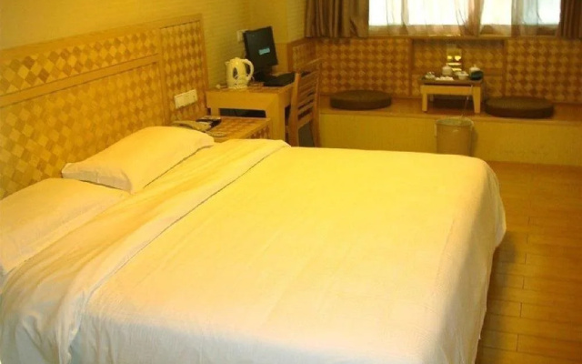 Pu'erhuang Hotel (Xiamen SM City Plaza Gaoqi International Airport Branch)