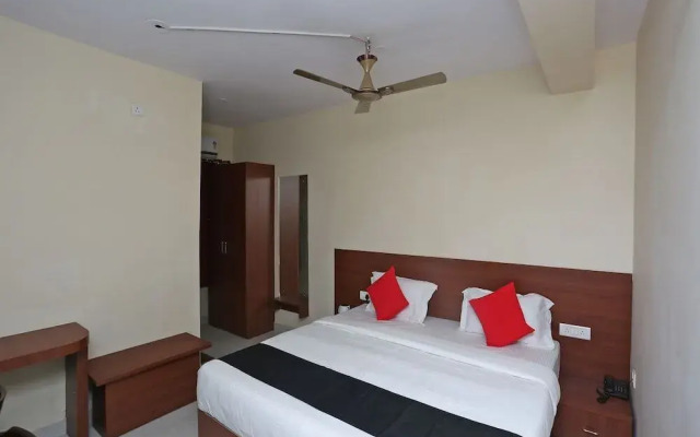 Ekamra Inn by OYO Rooms