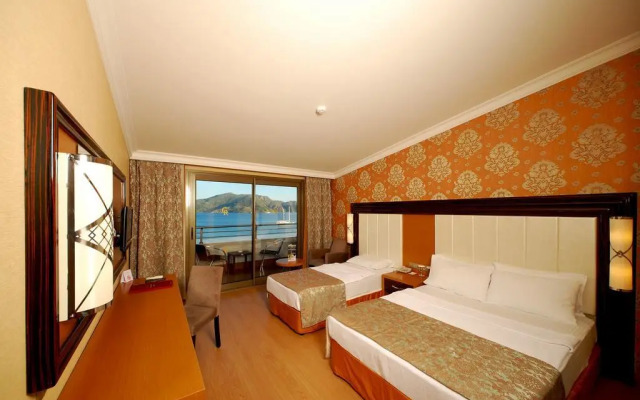 Golden Rock Beach Hotel - All Inclusive