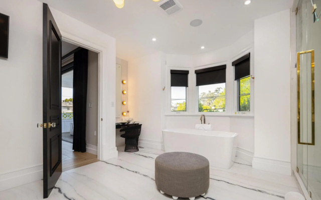 Gardner Modern