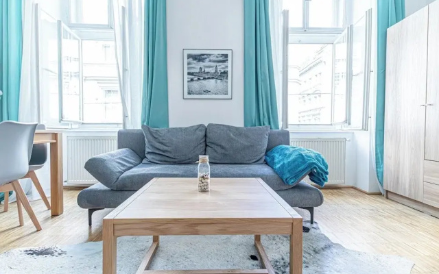 Elegant Spacious 2BR City Center Stay