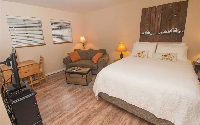 Powder Village Condominium B8