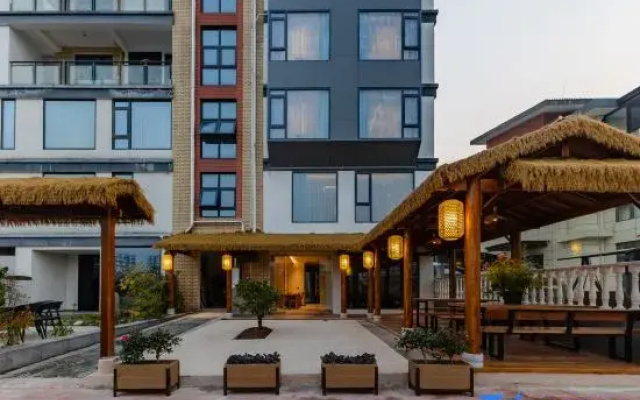 Tunxi Old Street in Mount Huangshan · Up Street Designer Homestay