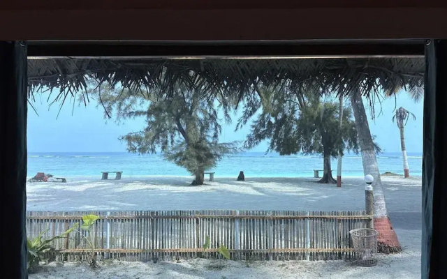 Sea Shells Beach Resort