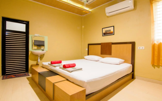 Yani Homestay