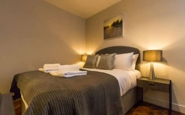 Host Stay Oddfellows Hall