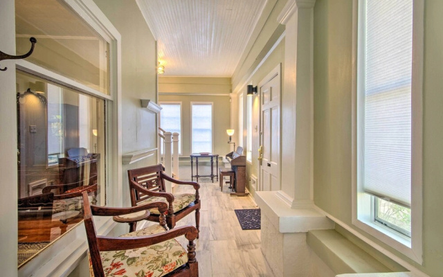 Pet-friendly Natchez Home: Walk to Downtown!