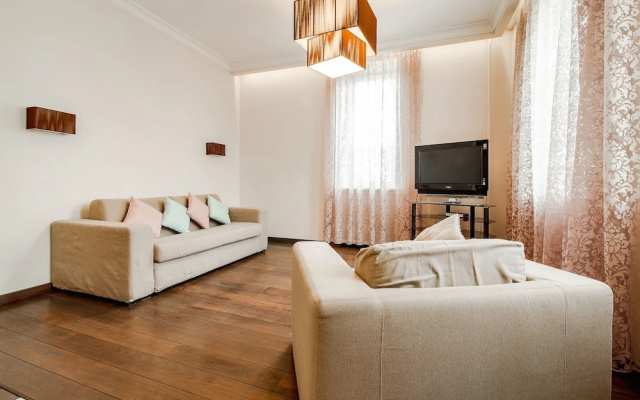 Premium Apartment Smolenskiy 22-10