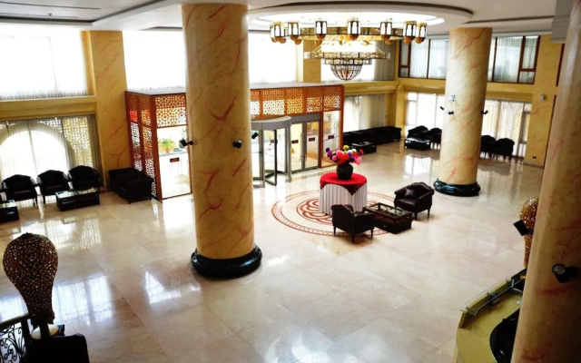 The Royal Paradise