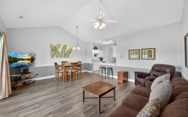 Magnolia North 4881-303
