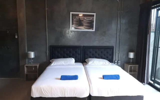 The Like Resort