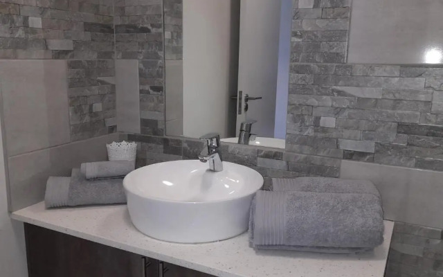 lovely 1 bedroom apartment