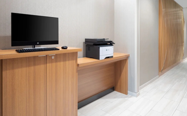 Springhill Suites By Marriott Roanoke North