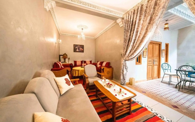 Riad Kiyanjana