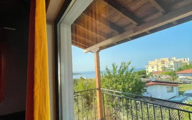 Studio 8 Arapya