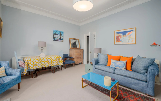 A West London Retreat