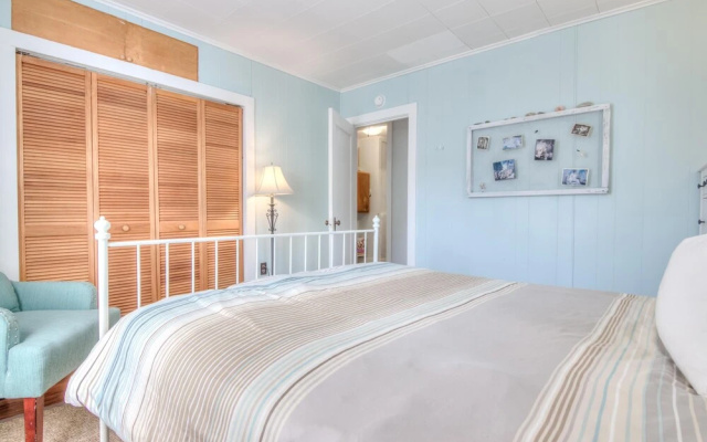 Sea Chalet