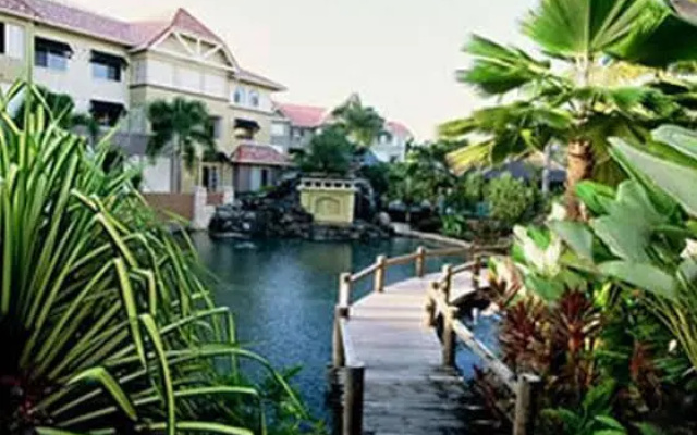 Rhythm of The Waterfalls - Resort Apartments