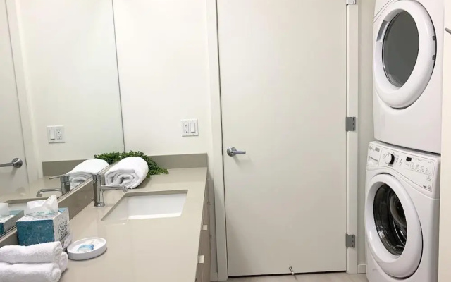 Domicile Suites at Venn on Main