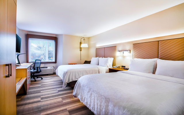 Holiday Inn Express & Suites Langley by IHG