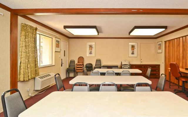 Americas Best Value Inn Merced