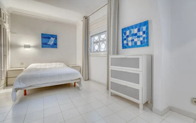 Villa in Roses With Private Pool & Sea Views