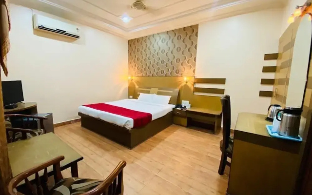Prayag Inn