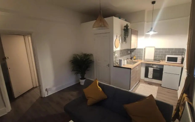 Beautiful 1 Bedroom Apartment