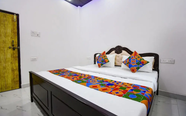 Fabhotel Geeta Bhawan
