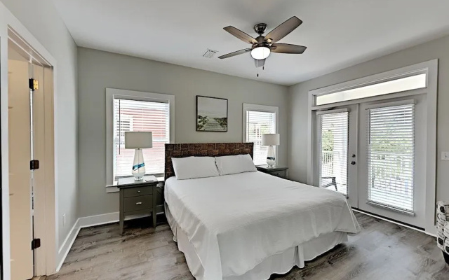Sunny Days by Southern Vacation Rentals
