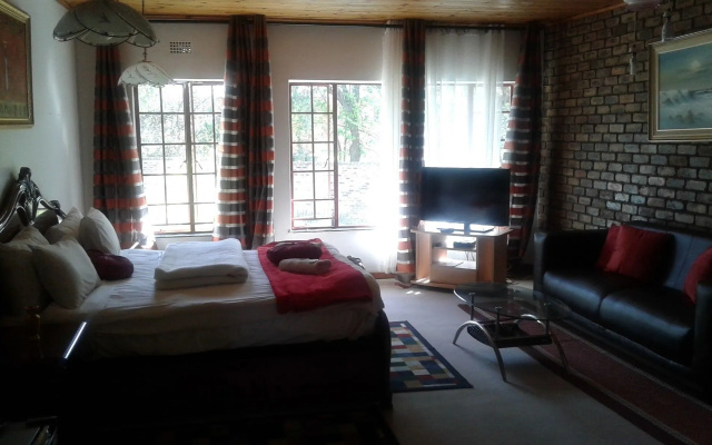 Royal Olympia Lodge