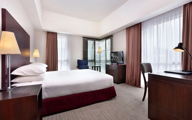 Capitol Deluxe Double room (full double bed) · Hotel Capitol Kuala Lumpur — photo 2