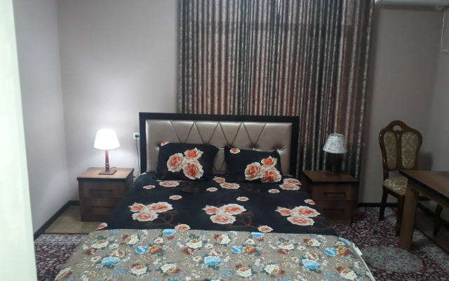 Major Hotel