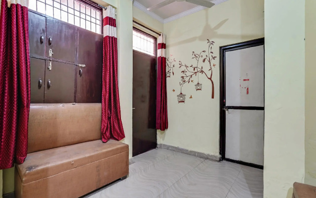 OYO Flagship 77558 Baba Guest House