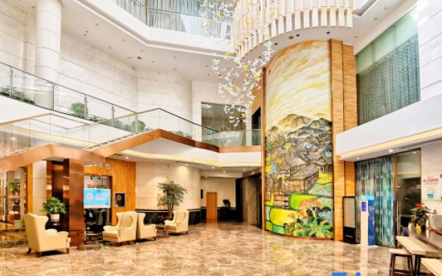 Qianling Hotel