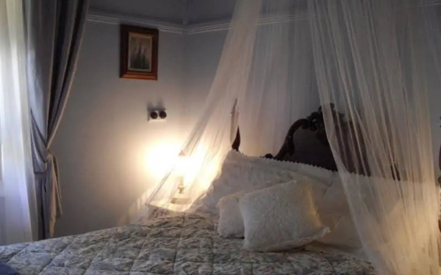 Ella's Place