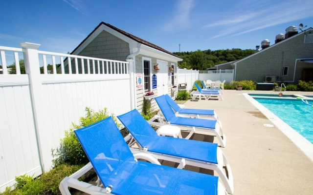 Flagship Inn and Suites