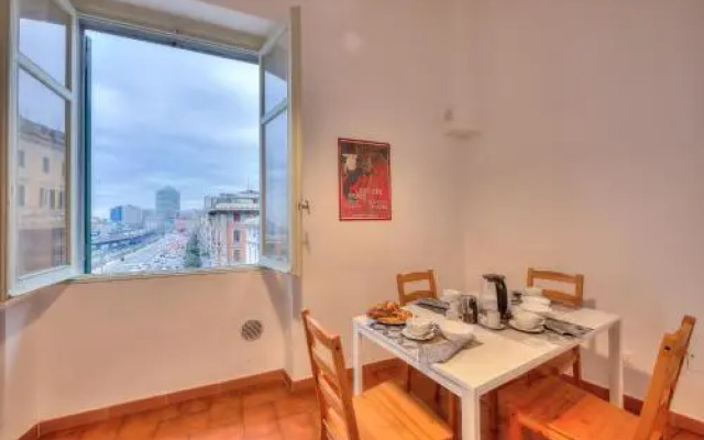 Flat 4 bedrooms 2 bathrooms - Genoa