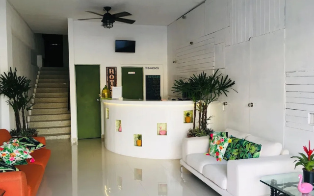 Tropicus 15 Suite Room With Balcony