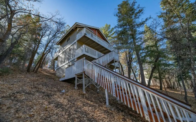 Lunar Lodge