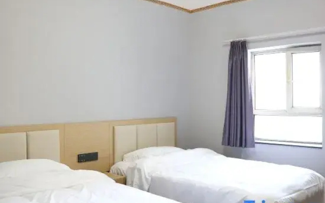 Urumqi Lihai Business Hotel (Xinjiang University of Finance and Economics)